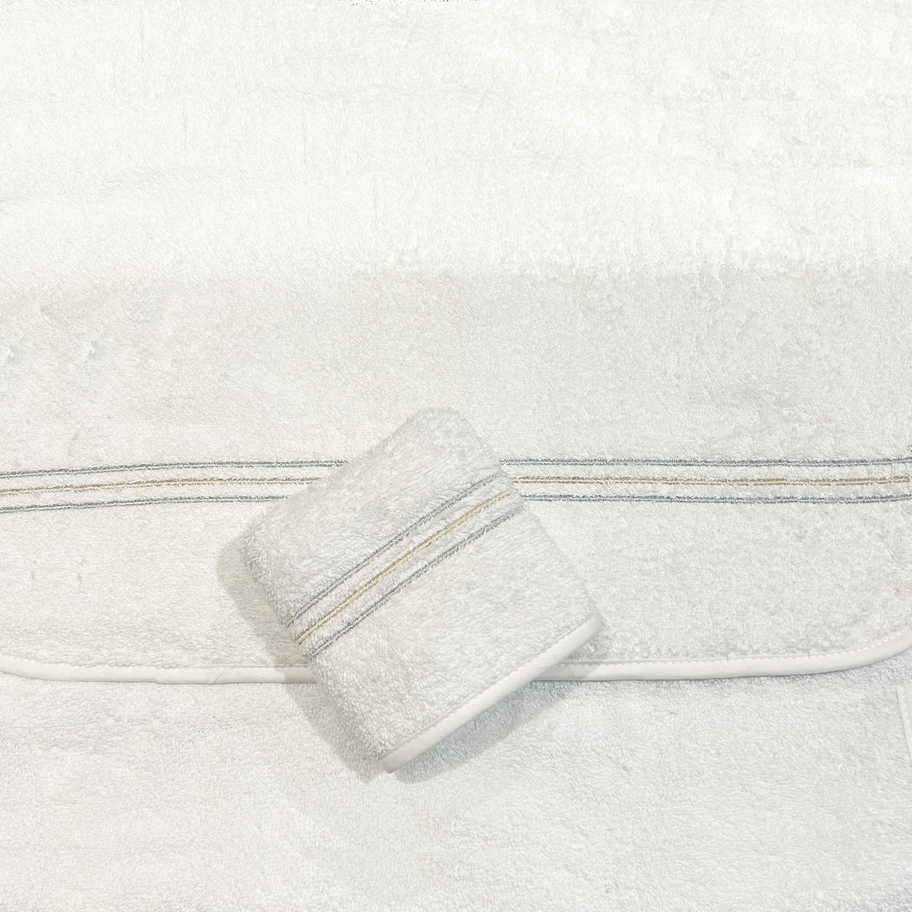3 Lines Towel Set  (3 Pcs) - White / Silver