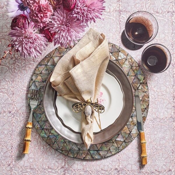 Triangle shell Placemat - Multi